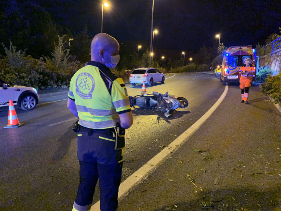 La DGT obligará a los motoristas a usar casco integral o modular y guantes en carretera