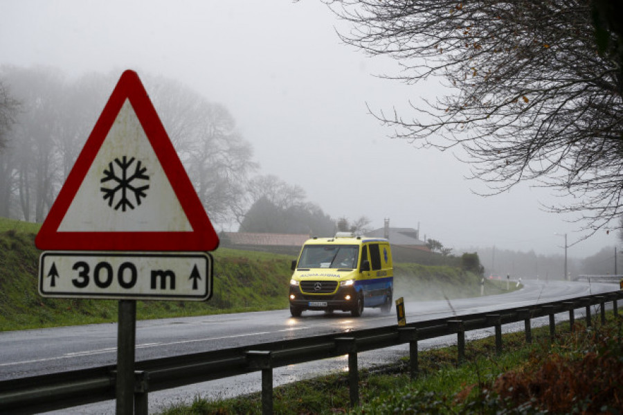 Una embarazada que estaba de parto choca con un jabalí en una carretera de Viveiro