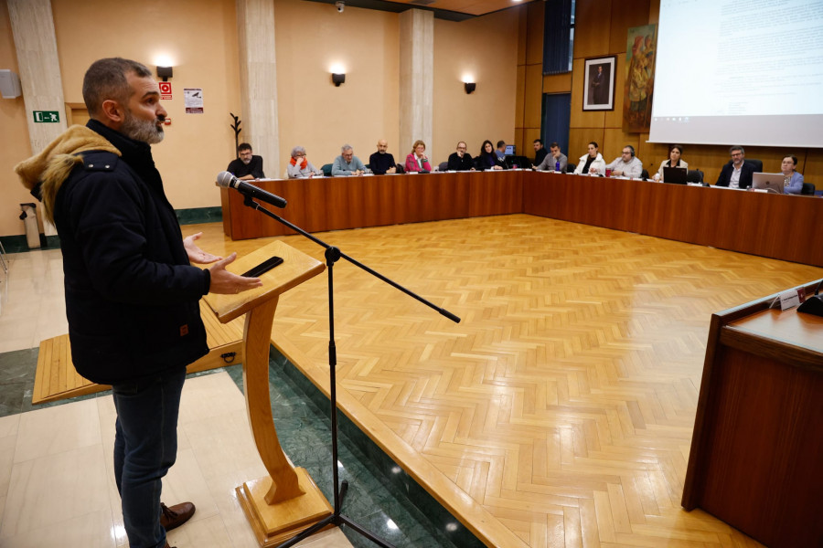 El Pleno fuerza al gobierno a una auditoría sobre iluminación y Varela rechaza hacerla