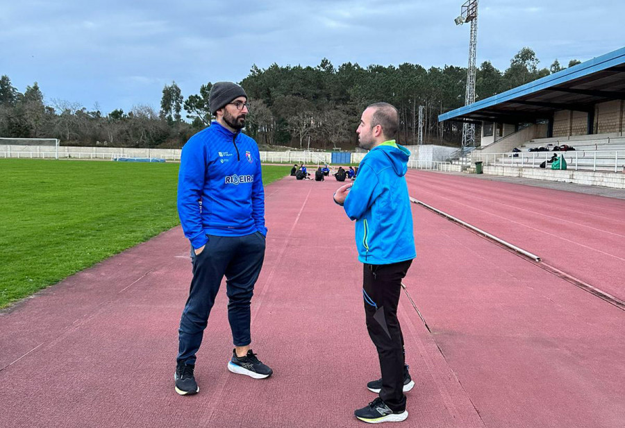 El PP de Ribeira presentó el miércoles una moción para solicitar el arreglo de la pista de atletismo de A Fieiteira