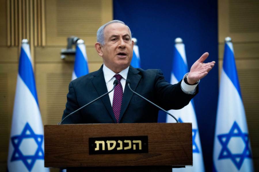 Netanyahu responde tras el ataque atribuido a Hizbulá en su residencia: "Cometieron un amargo error"