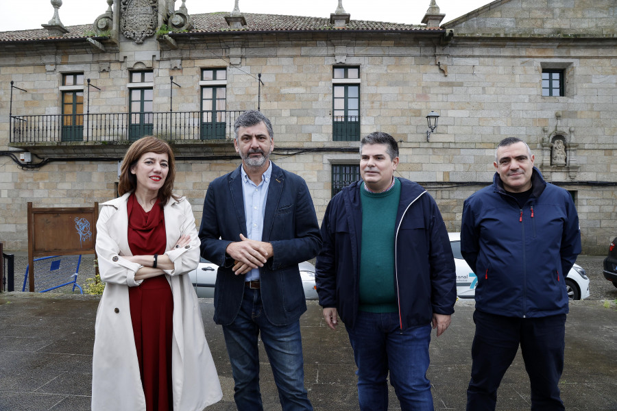 Familias del asilo de Cambados se movilizan: “Non sabemos nada, se teño que buscar un sitio para meu pai nun mes, seis...”