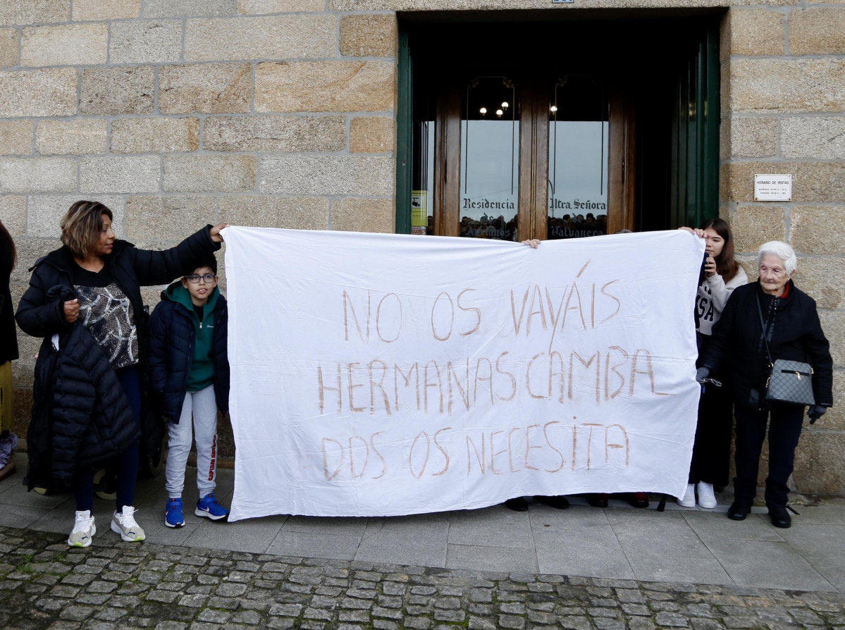 Concentración asilo cambados