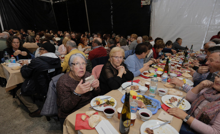 La comida de la Festa do Lacón con Grelos de Cuntis cita a 1.800 comensales