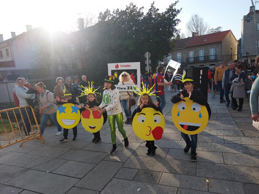 Cuntis celebrará su Desfile de Entroido el domingo 25 en horario de mañana y con 3.000 euros en premios