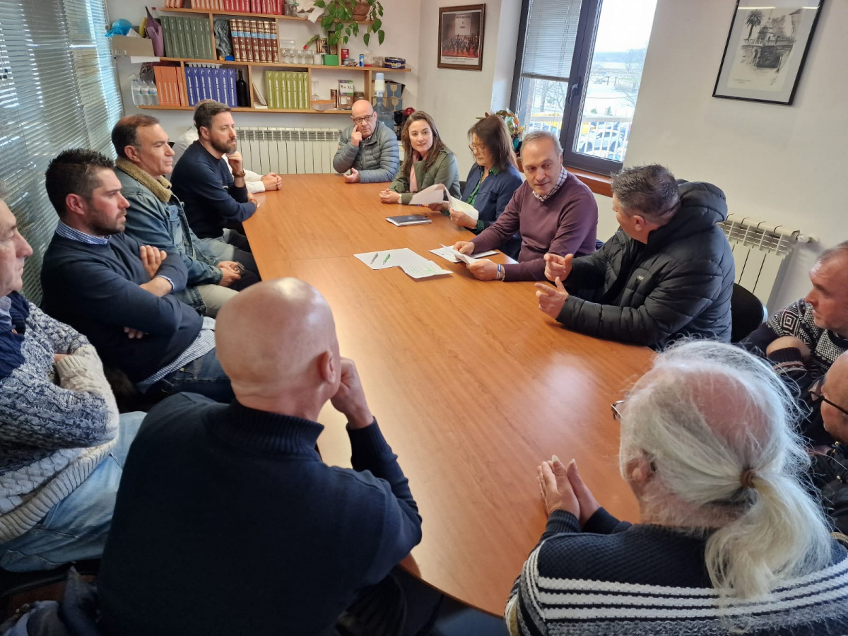 Cofradía cambados reunión agustín reguera