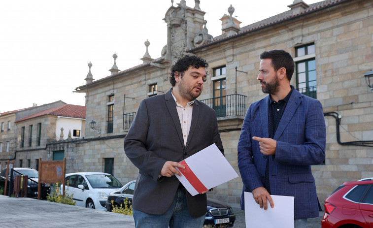 Lago cree que el posible pago a plazos del asilo no cambia el papel que pueda tener el Concello en la compra