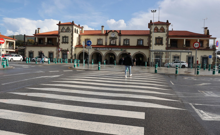 El Adif adjudica puntos de recarga de vehículos eléctricos en la estación de tren de Vilagarcía