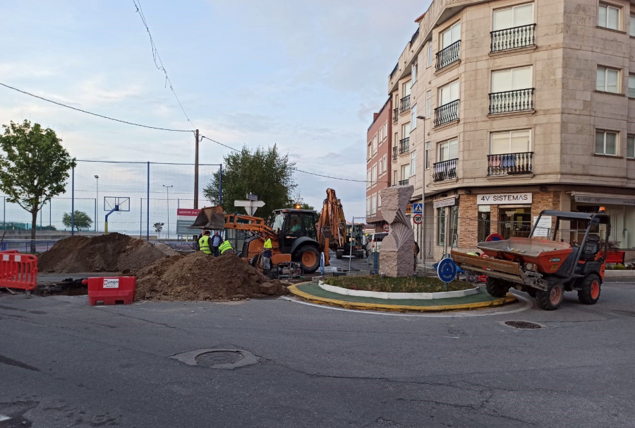 El Concello de O Grove prevé reparar el firme de la rotonda de Terra de Porto en el mes de abril