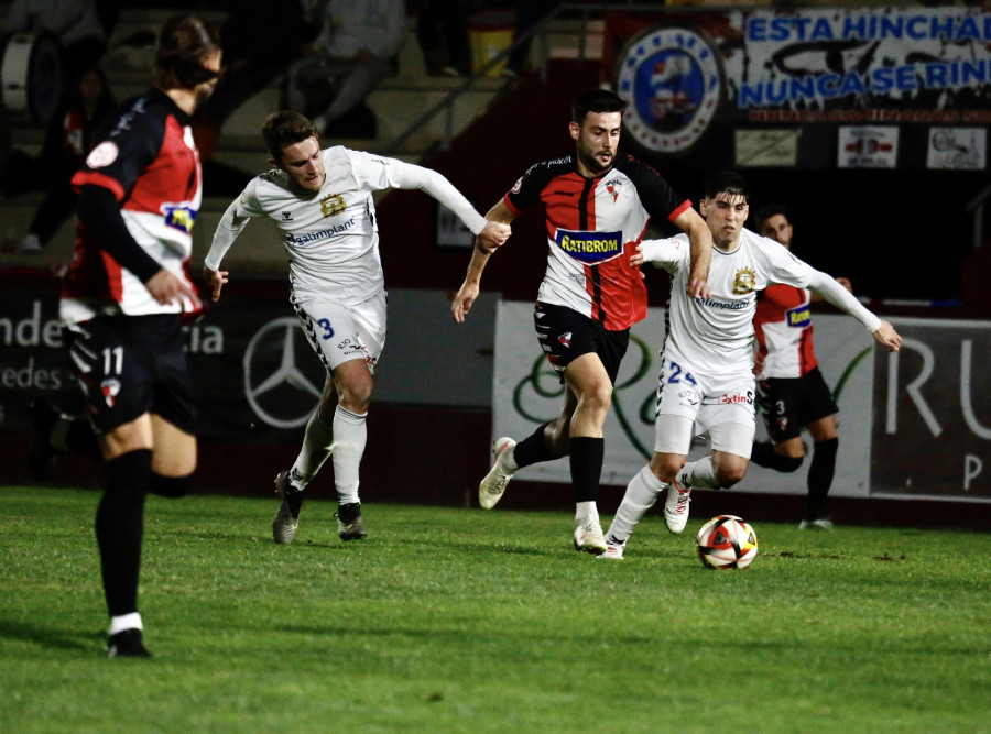 El Arosa se jugará entrar en  el play-off lejos de A Lomba