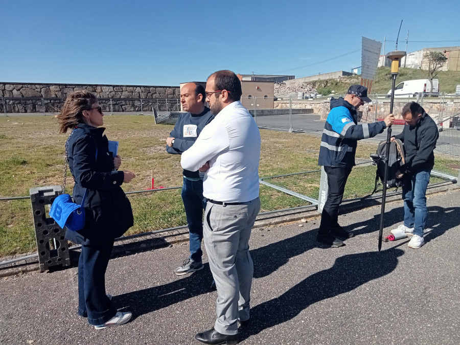 Las últimas comprobaciones en el terreno permiten continuar la obra del club de remo en Aguiño