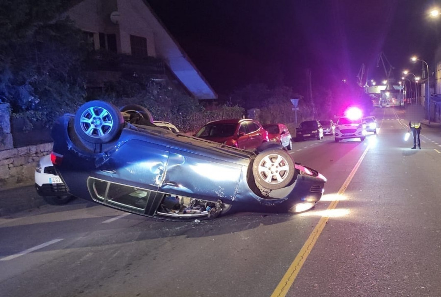 Positivo en alcohol la conductora que volcó el coche en Pablo Picasso