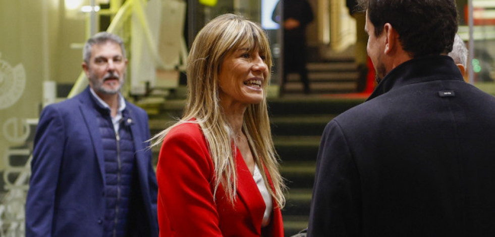 Una asesora de Moncloa avisó a Reale del interés de Begoña Gómez en que pagaran su cátedra