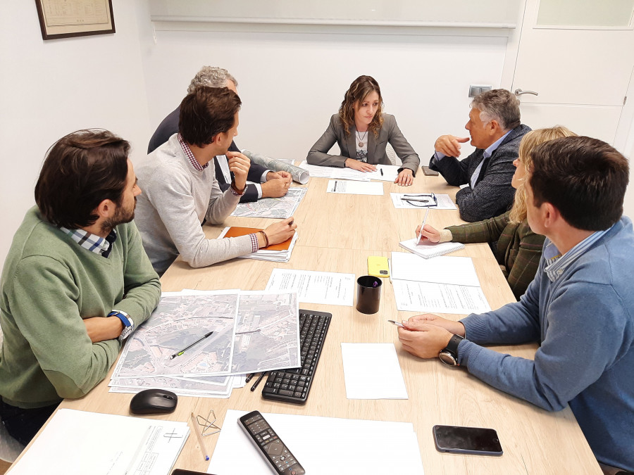 La mejora de la movilidad peatonal de la carretera de Noalla a Aios, prioridad de la Diputación