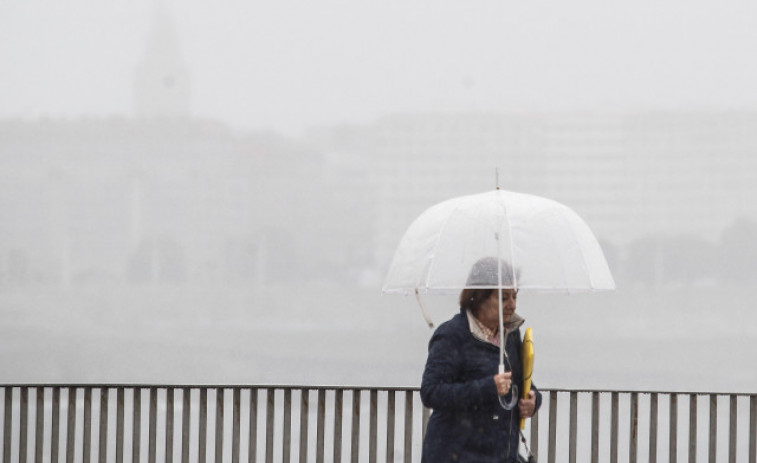 Galicia cierra la semana este domingo con lluvia y tormentas