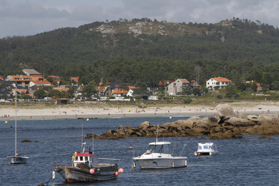 O Grove destaca a cualificación de “excelente” das augas de todas súas praias polo Sergas