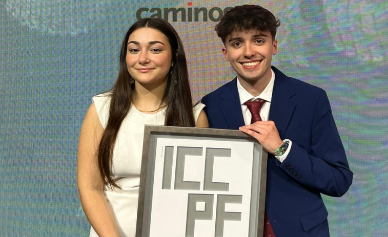 Los estudiantes de Cambados Laura Oubiña y Juan Paz ganan un premio nacional del Colegio de Ingenieros de Caminos