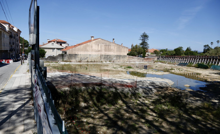 La obra del cuartel de Cambados sigue parada desde enero y sin fecha de reanudación