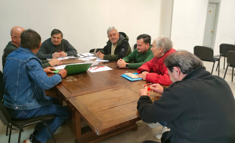 Los socialistas reivindican que la playa de A Carabuxeira recupere su estado original