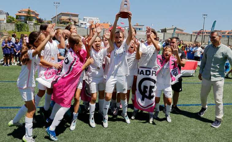 El Madrid CFF se corona en la Ramiro Carregal Soccer Cup femenina Sub 12