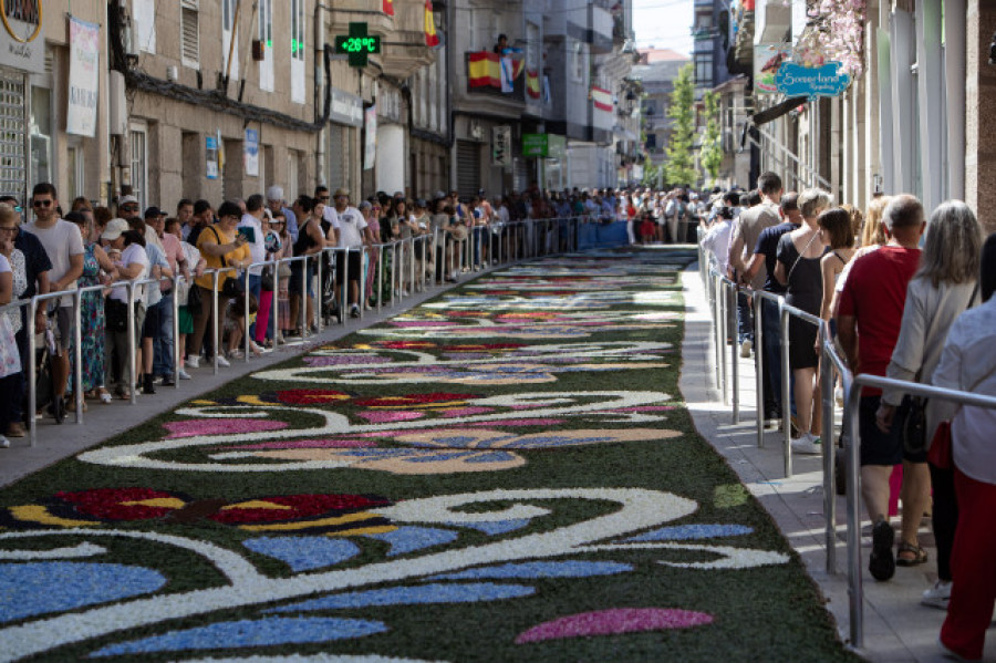 Ponteareas celebra el Corpus Christi con sus tradicionales alfombras de ...