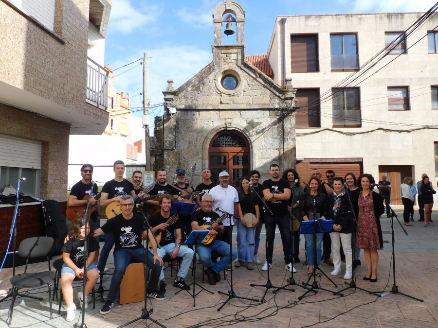 El CMDC Breogán organiza un evento cultural en el que combina música y un recital de poesía