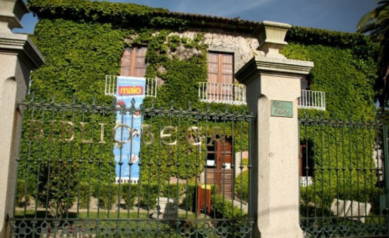 La biblioteca de Cambados cerrará por las tardes en julio y agosto