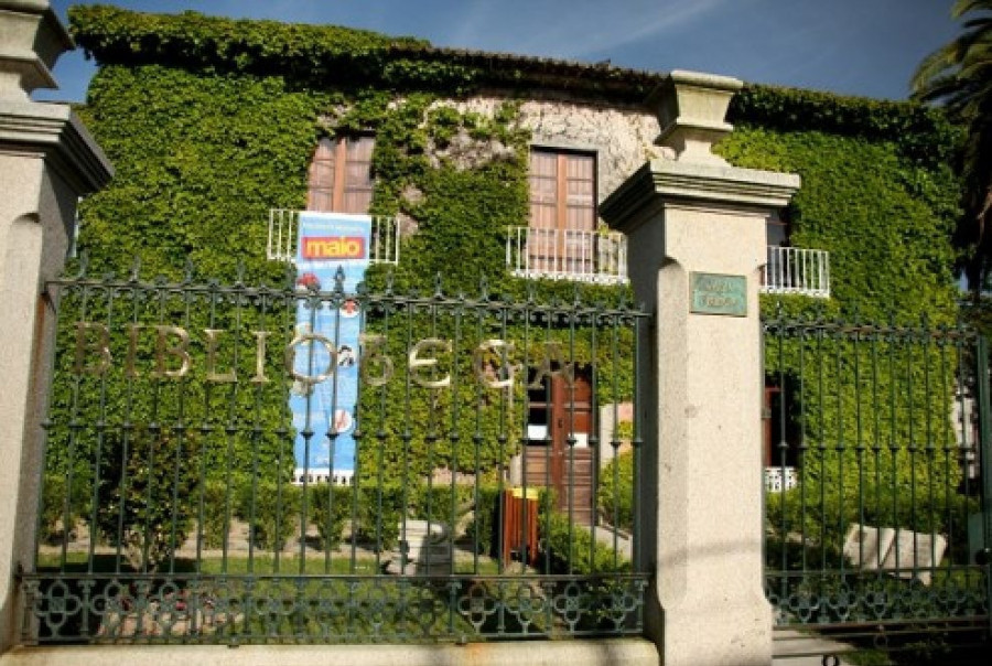 La biblioteca de Cambados cerrará por las tardes en julio y agosto