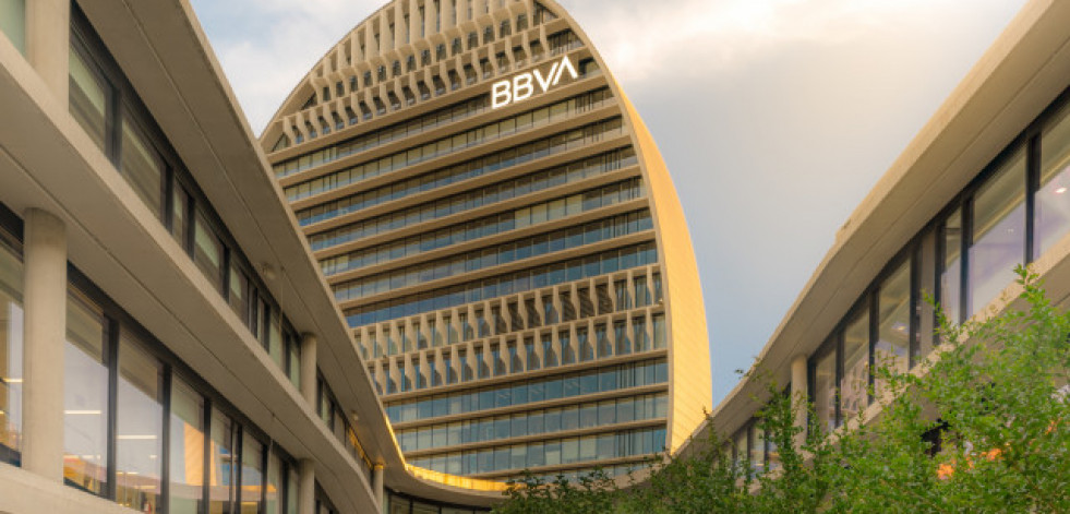 La CNMV admite a trámite la opa de BBVA sobre Banco Sabadell