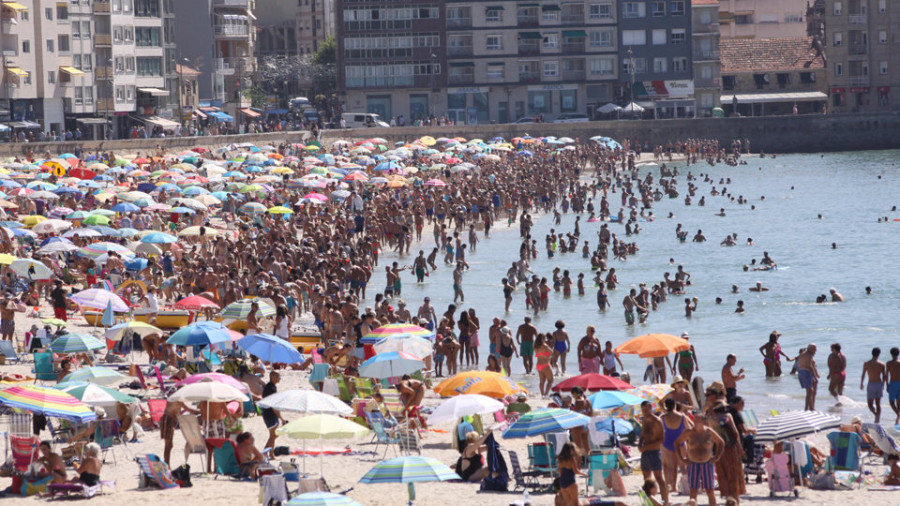 Las playas de Sanxenxo contarán con 83 socorristas en las 17 playas con Bandera Azul