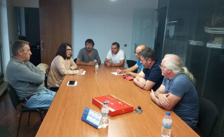 Elena Suárez mantiene el primer encuentro oficial como jefa Territorial de Mar en Cambados