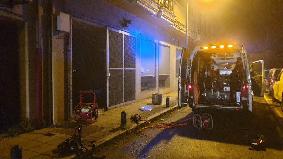 Una tartera olvidada al fuego obliga a intervenir a las emergencias en Cambados