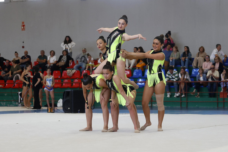 La magia de Aladdín lleva al Vilarousa a lo más alto en el pabellón de Catoira