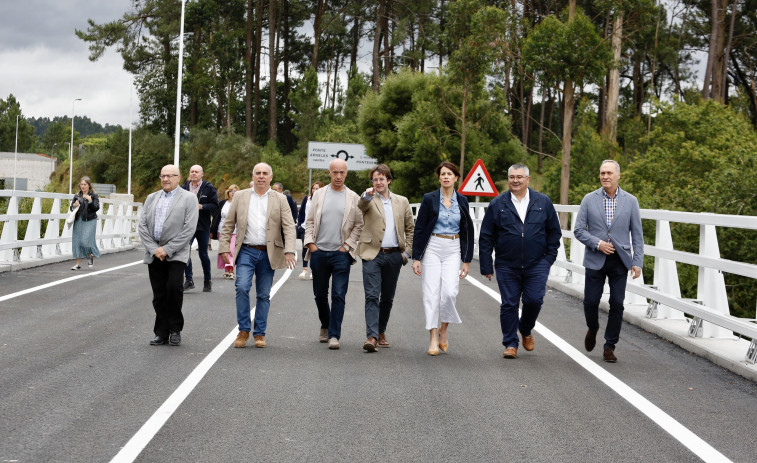 La Xunta reabre al tráfico el puente de Pontearnelas tras su reconstrucción