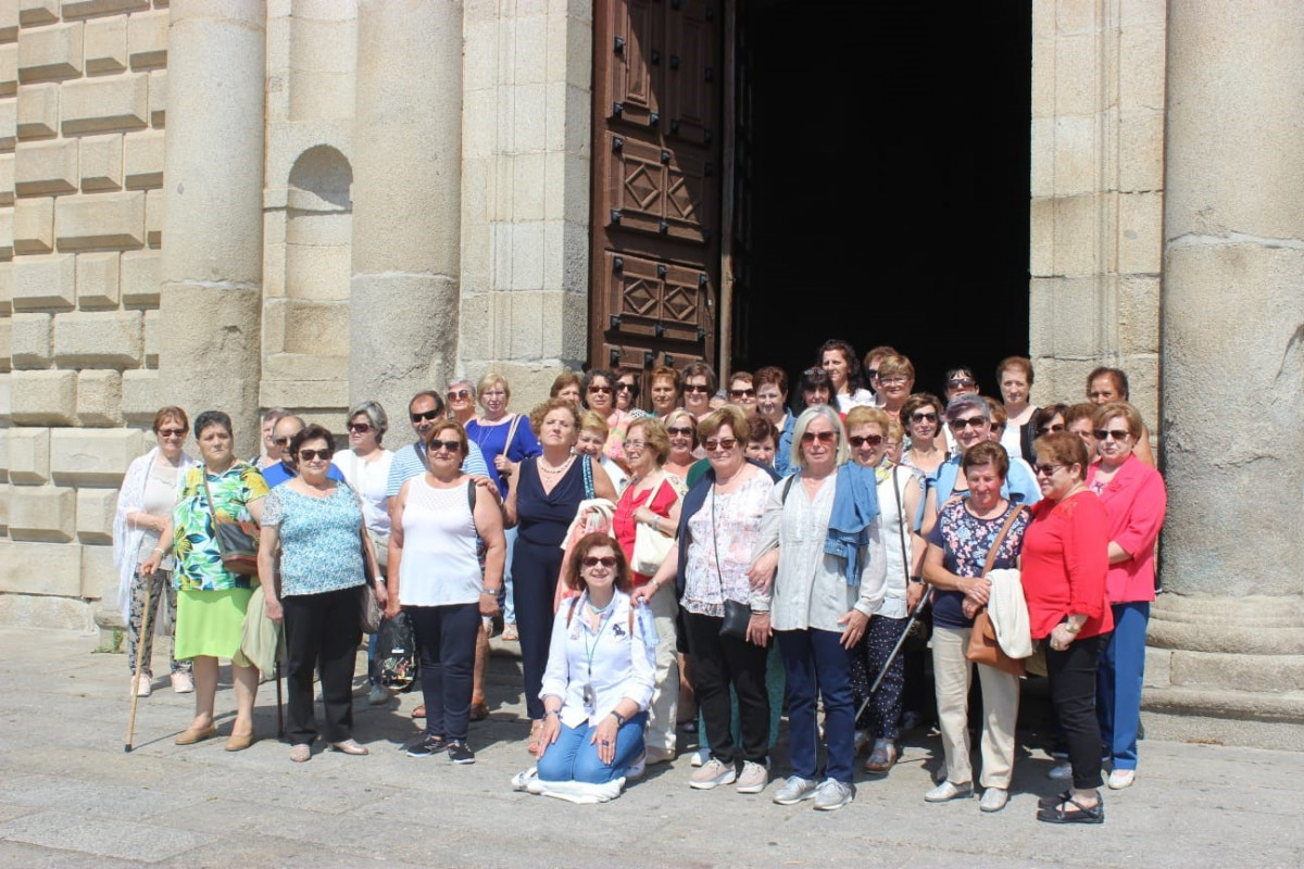 Participantes en una de las actividades que organiza Mulleres Rurais O Menhir