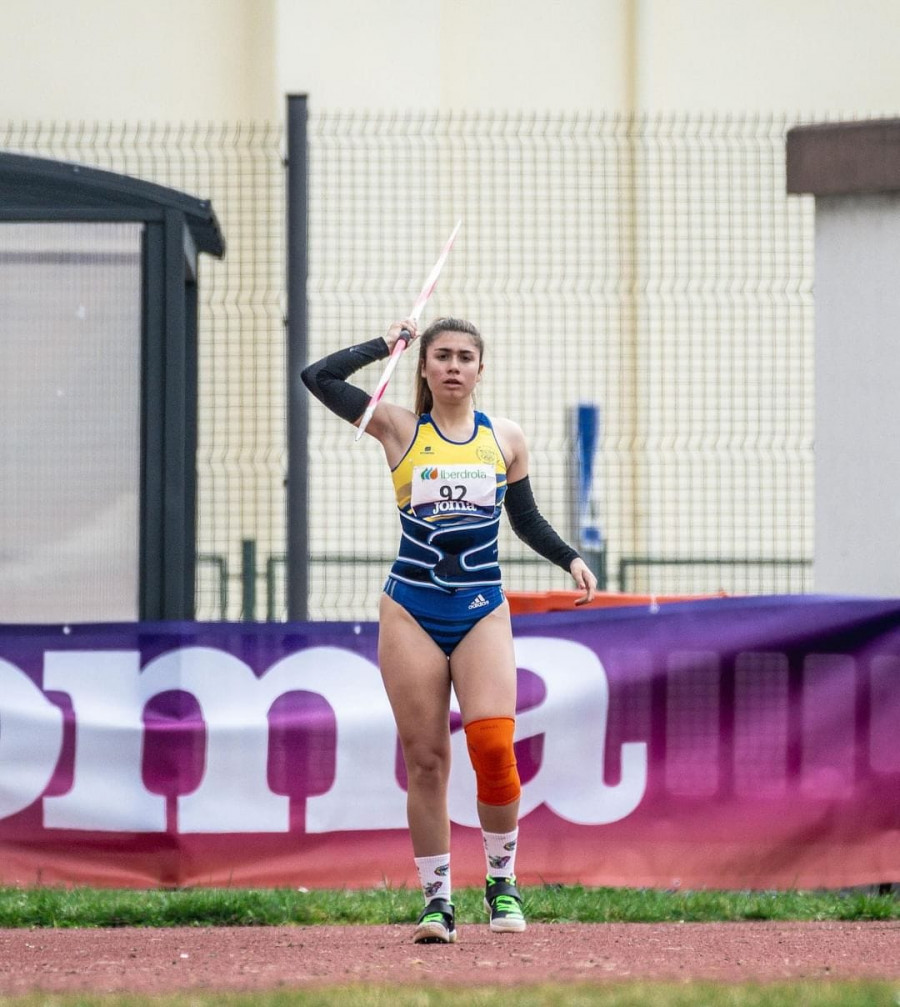 Lara Iglesias y Sofía Paz se cuelgan oros en el Nacional Sub 18 y el Autonómico Sub 14