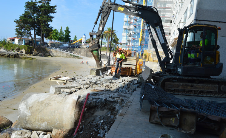 Las obras del muro de la playa de Lavapanos comienzan con un presupuesto de 40.000 euros