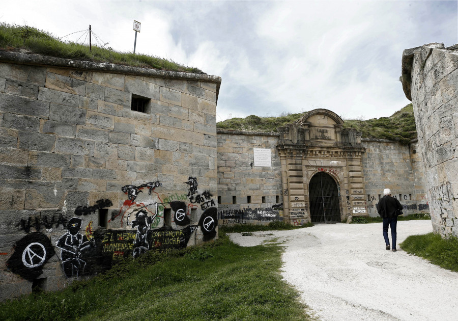 En busca de la familia de un vecino de O Grove exhumado en Navarra