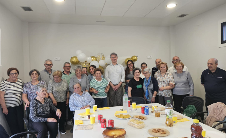 Clausura de los talleres de memoria y gimnasia celebrados en el centro social de Reboredo