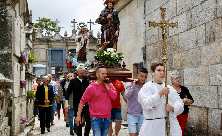 San Pedro se despide por partida doble en Os Duráns y Cornazo