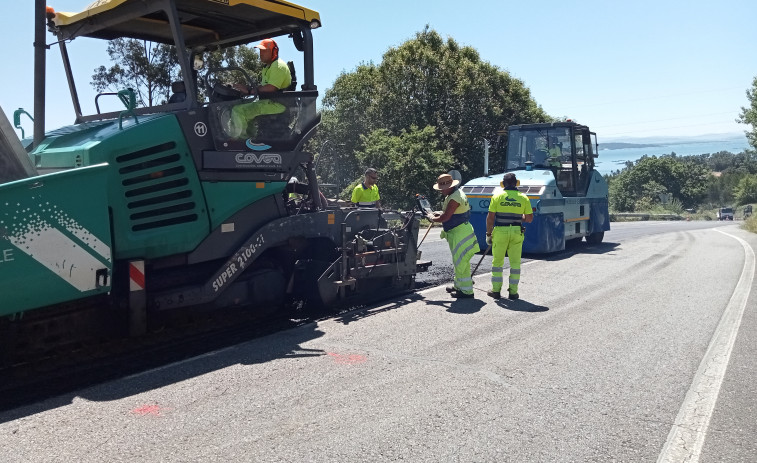 Iniciados en el acceso Pobra Norte los trabajos de reparación del pavimento deteriorado en la Autovía do Barbanza