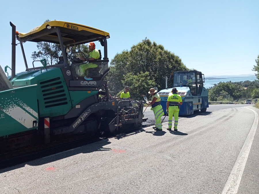 Iniciados en el acceso Pobra Norte los trabajos de reparación del pavimento deteriorado en la Autovía do Barbanza