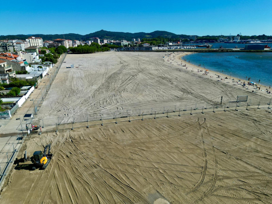 Ravella calcula que la obra de la playa estará lista a finales de agosto
