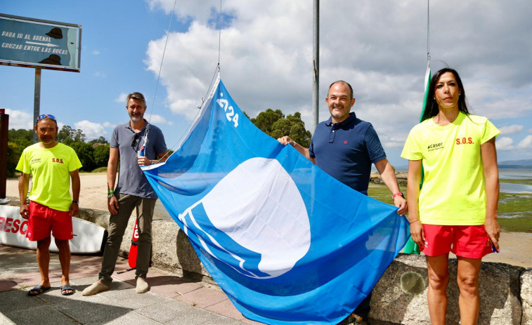 La bandera azul no lucirá en la playa de A Compostela hasta que terminen las obras del cadillo