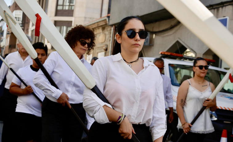 La Procesión dos Valeiros encabeza el día grande de las Festas do Carme de Pontecesures