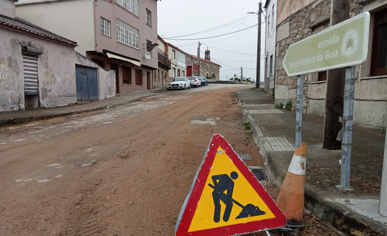 El suministro de agua potable sufrirá cortes que afectarán a Aguiño y Carreira en las noches del 12 y 13 de julio