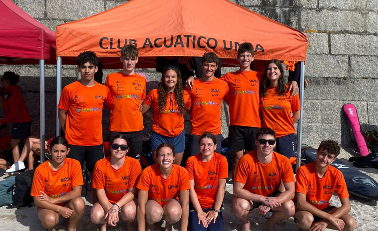 El Acuático Umia logra 10 medallas en el autonómico de playa