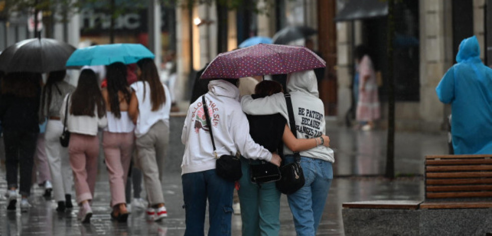 El tiempo frena las ventas del comercio en Galicia: “La mercancía sigue en las tiendas”