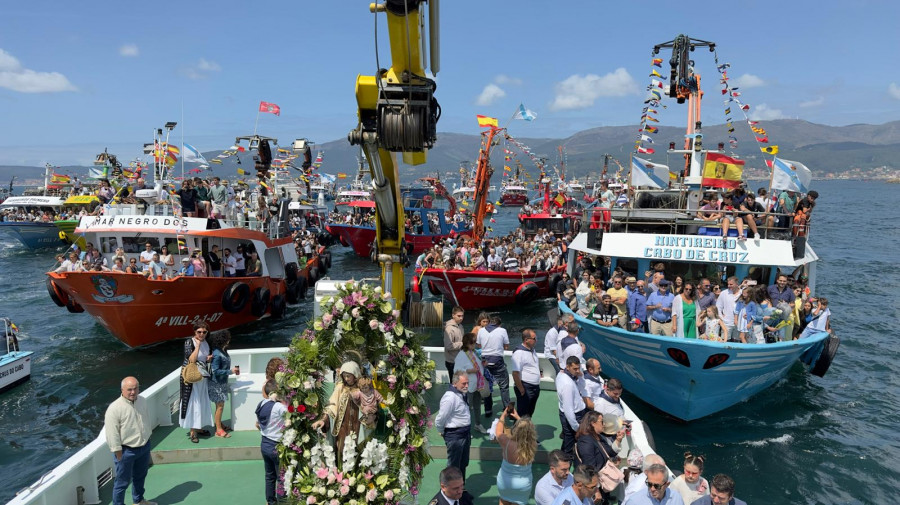 Cabo de Cruz honra desde hoy al Carmen con 4 días de fiesta, que rematarán con la orquesta Cinema y los fuegos artificiales