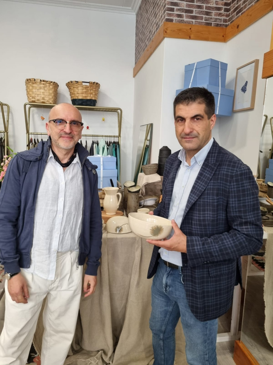 Abre una tienda pop up para la venta de Artesanía de Galicia en Sanxenxo